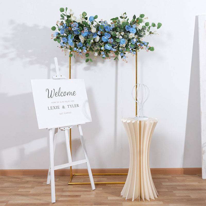 3D Mixed Roses With Eucalyptus Flower Runner